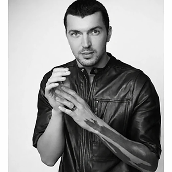 Serj Baumtsveyger, master hair stylist and makeup artist and owner of SB SPACE, Los Angeles